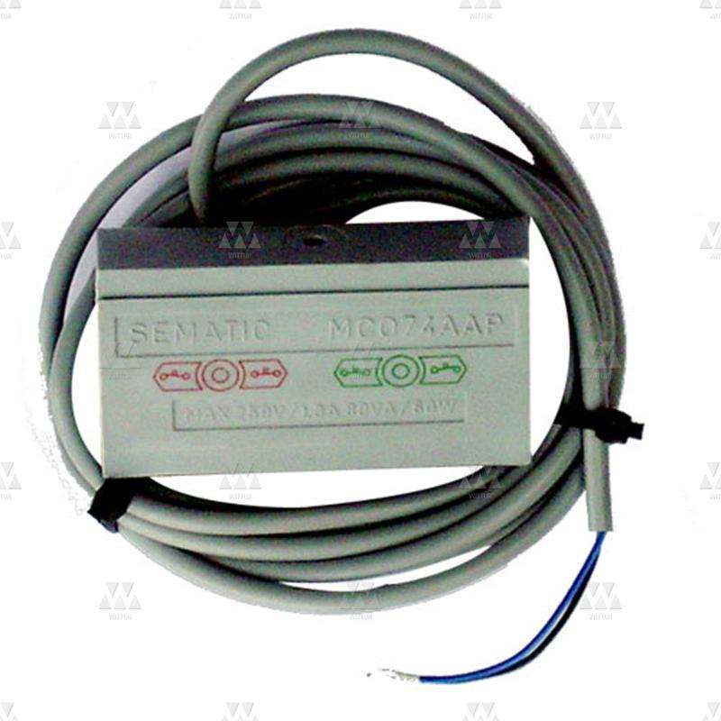 BL-MC074AAP | 2 X INTERRUPTOR MAGNÉTICO (SÓLO PARA F28-F29 - - DINAMO)